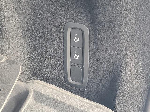 used 2018 Volvo XC60 car, priced at $23,494