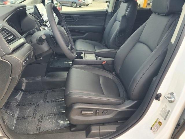 new 2026 Honda Odyssey car, priced at $43,250