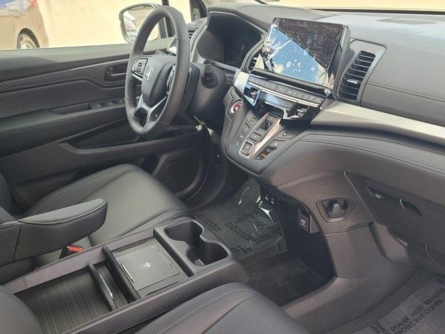 new 2026 Honda Odyssey car, priced at $43,250