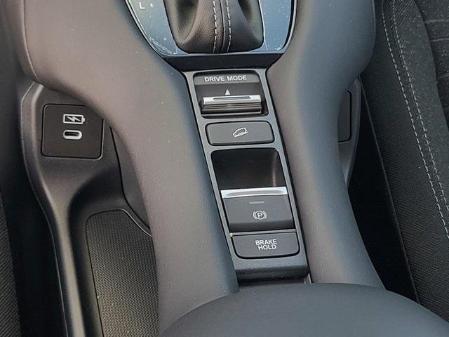 new 2025 Honda HR-V car, priced at $26,900