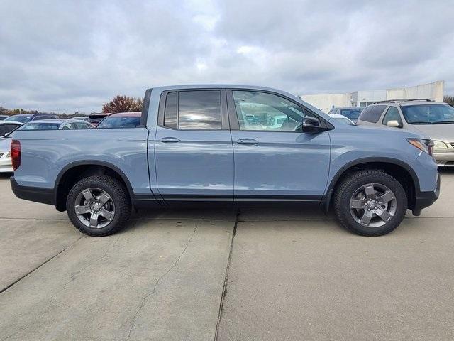 new 2025 Honda Ridgeline car, priced at $45,835