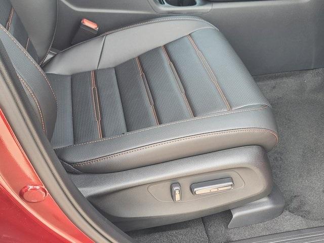 new 2026 Honda CR-V Hybrid car