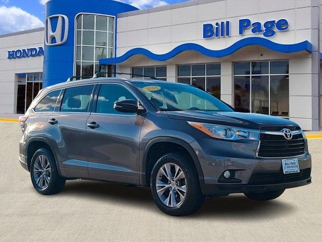 used 2014 Toyota Highlander car, priced at $15,350