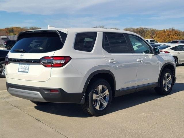 new 2025 Honda Pilot car, priced at $46,055