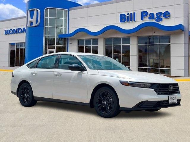 new 2025 Honda Accord car, priced at $31,015