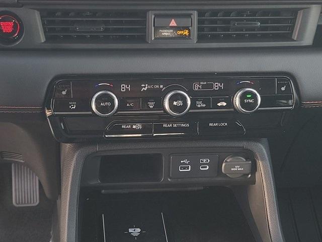 new 2025 Honda Pilot car, priced at $49,855