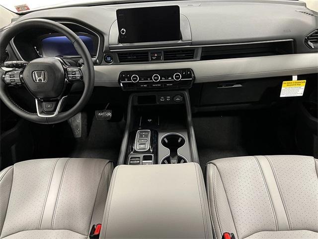 new 2025 Honda Pilot car, priced at $53,080