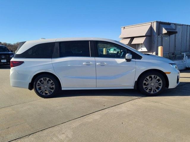 new 2025 Honda Odyssey car, priced at $47,065