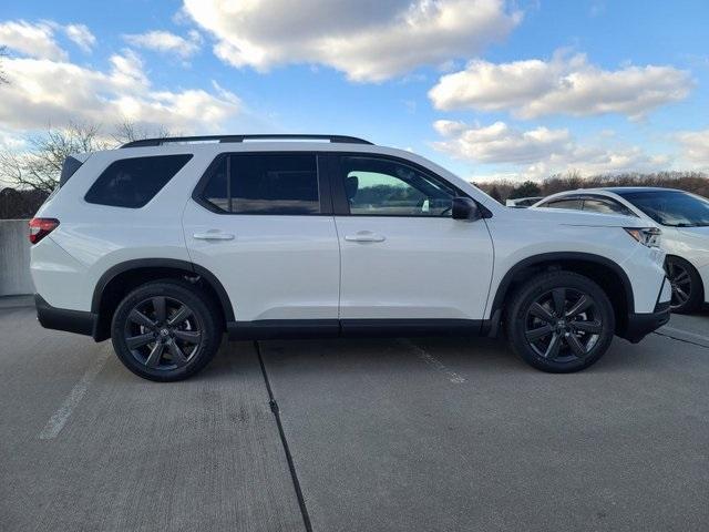 new 2025 Honda Pilot car, priced at $42,755