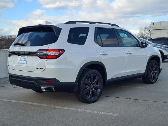 new 2025 Honda Pilot car, priced at $42,755