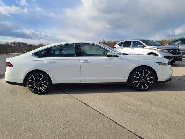 new 2025 Honda Accord Hybrid car, priced at $39,755