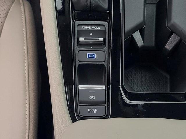 new 2025 Honda Accord Hybrid car, priced at $35,395