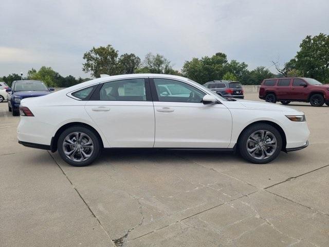 new 2025 Honda Accord Hybrid car, priced at $35,395
