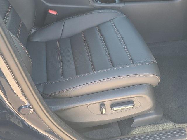 new 2026 Honda CR-V Hybrid car