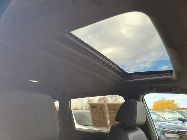 used 2025 Honda CR-V Hybrid car, priced at $36,999