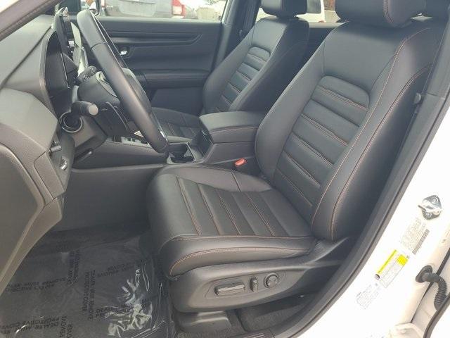 used 2025 Honda CR-V Hybrid car, priced at $36,999