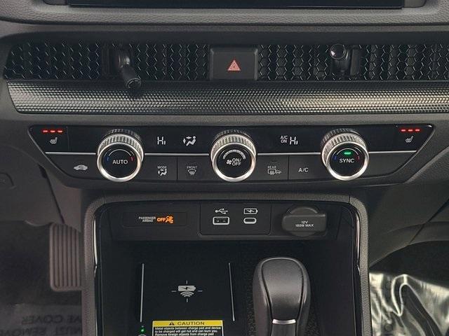 used 2025 Honda CR-V Hybrid car, priced at $36,999