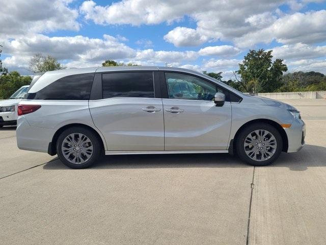 new 2026 Honda Odyssey car, priced at $47,495