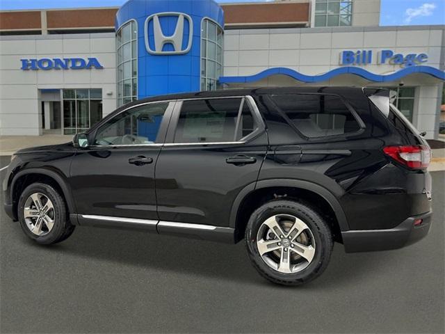 new 2025 Honda Pilot car, priced at $45,600