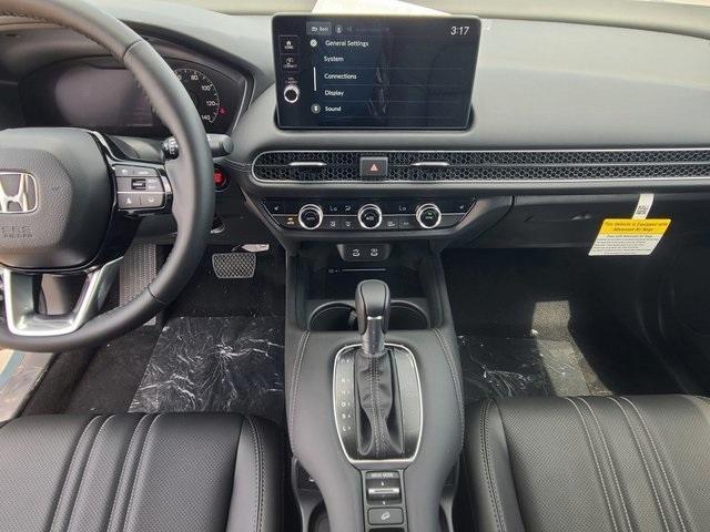 new 2026 Honda HR-V car, priced at $32,005