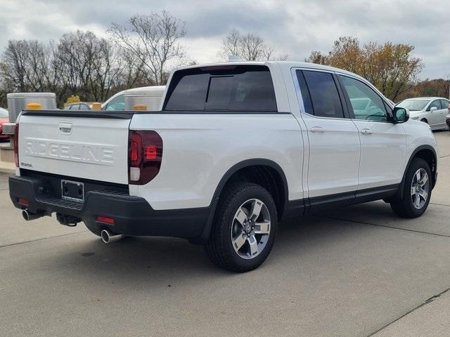 new 2024 Honda Ridgeline car, priced at $43,035