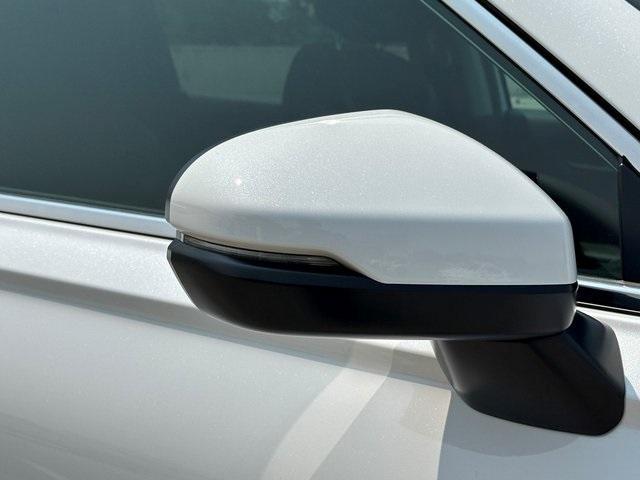 used 2025 Honda CR-V car, priced at $33,000