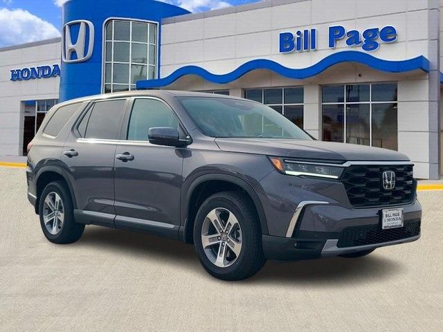 new 2025 Honda Pilot car, priced at $46,330