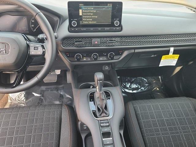 used 2025 Honda HR-V car, priced at $28,000