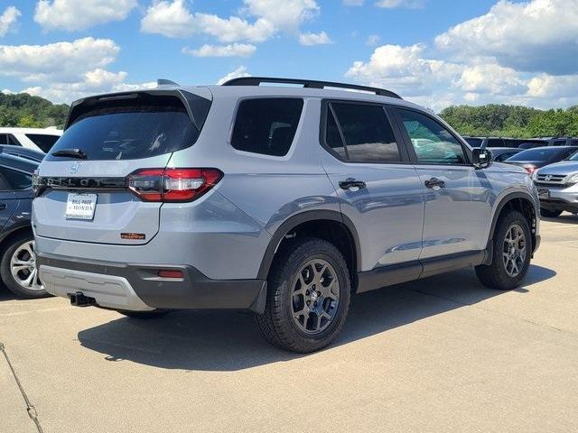 new 2025 Honda Pilot car, priced at $50,335