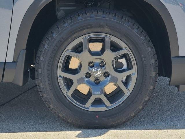 new 2025 Honda Pilot car, priced at $50,335