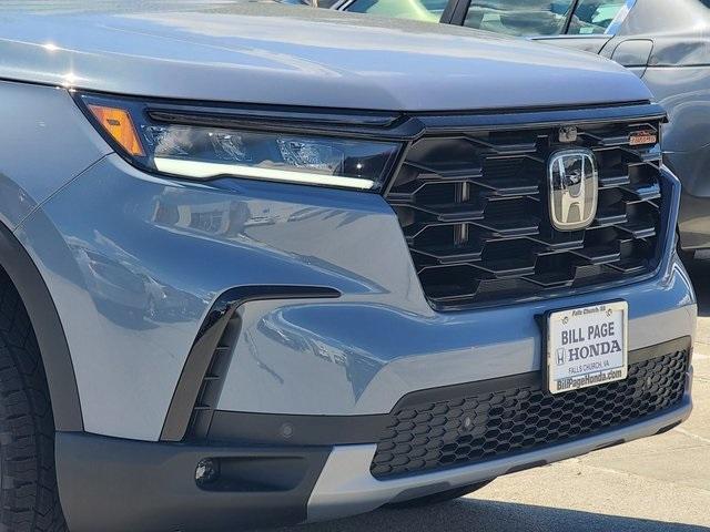 new 2025 Honda Pilot car, priced at $50,335