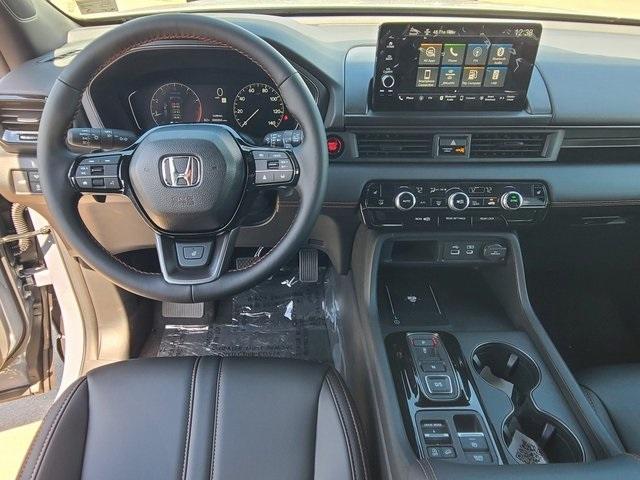 new 2025 Honda Pilot car, priced at $50,335
