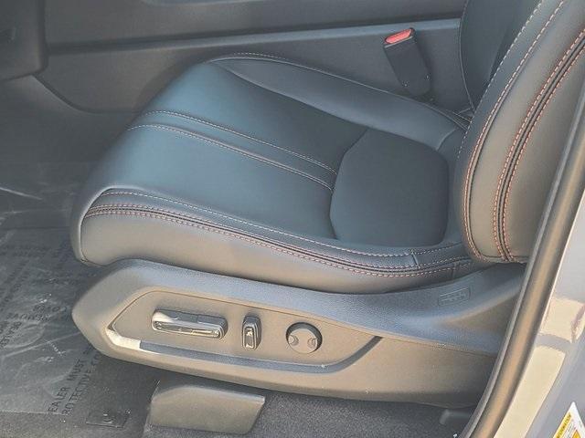 new 2025 Honda Pilot car, priced at $50,335