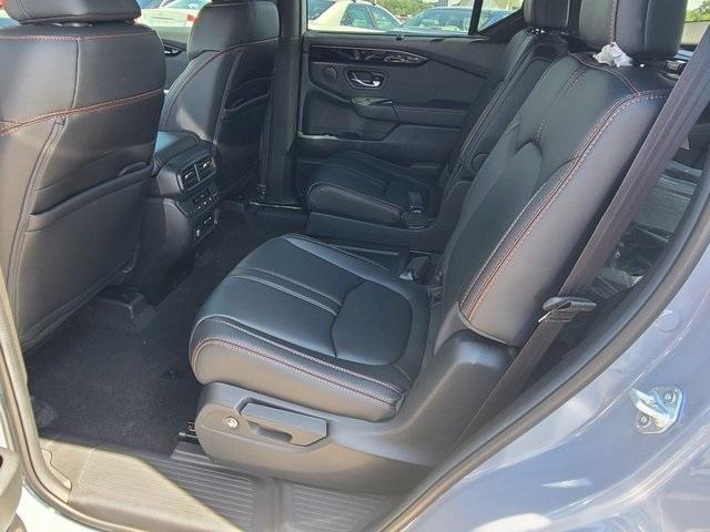 new 2025 Honda Pilot car, priced at $50,335