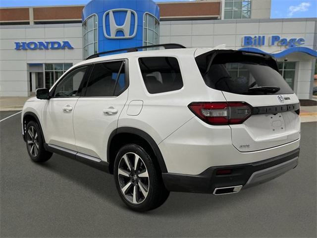new 2025 Honda Pilot car, priced at $53,535