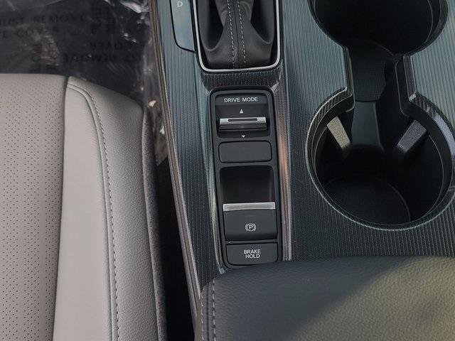 new 2026 Honda Civic Hybrid car, priced at $32,295