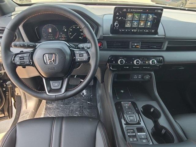 new 2025 Honda Pilot car, priced at $49,400