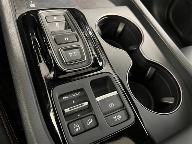 new 2025 Honda Pilot car, priced at $49,400