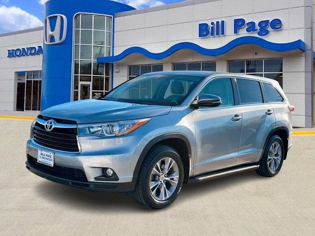 used 2015 Toyota Highlander car, priced at $19,750