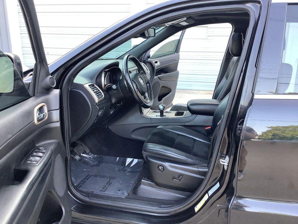 used 2015 Jeep Grand Cherokee car, priced at $13,995