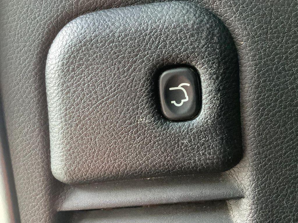 used 2015 Jeep Grand Cherokee car, priced at $13,995