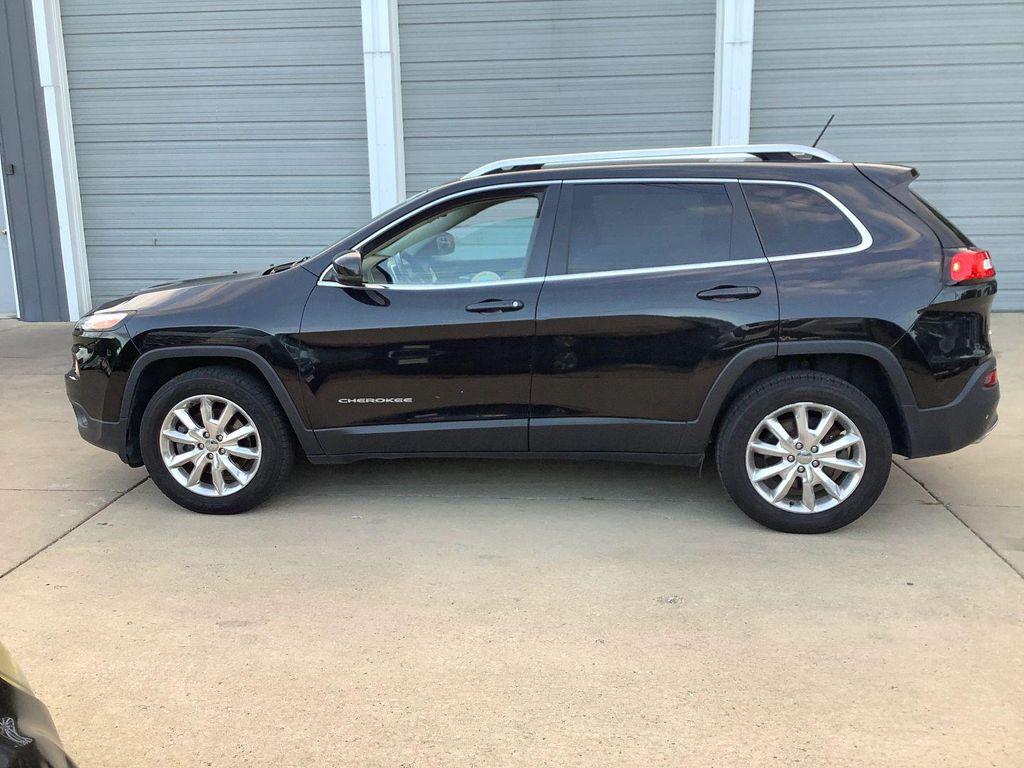 used 2015 Jeep Cherokee car, priced at $11,995