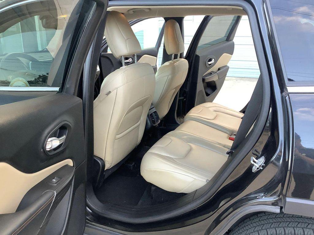 used 2015 Jeep Cherokee car, priced at $11,995