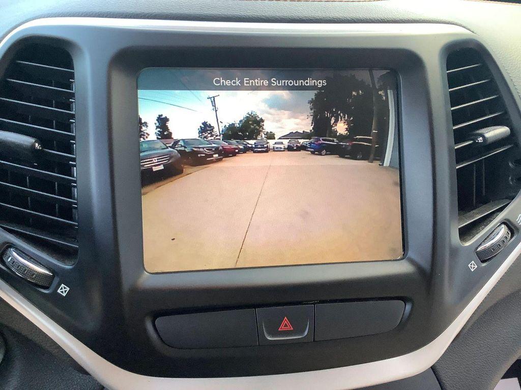 used 2015 Jeep Cherokee car, priced at $11,995