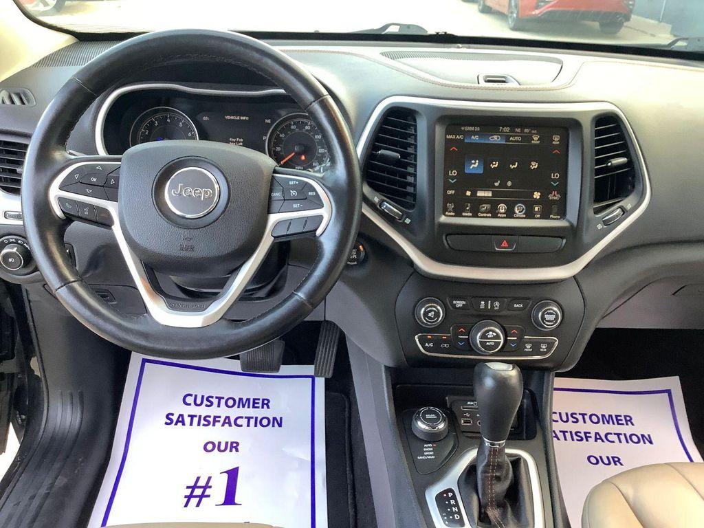 used 2015 Jeep Cherokee car, priced at $11,995