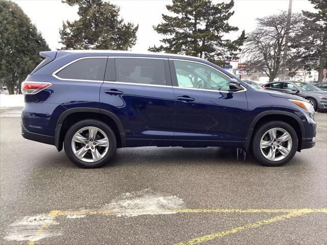 used 2015 Toyota Highlander car, priced at $17,995