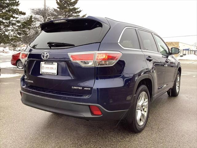 used 2015 Toyota Highlander car, priced at $17,995