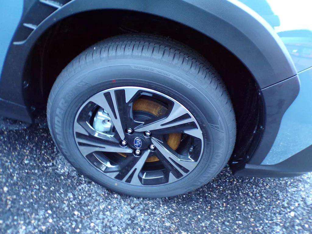 new 2025 Subaru Crosstrek car, priced at $31,999