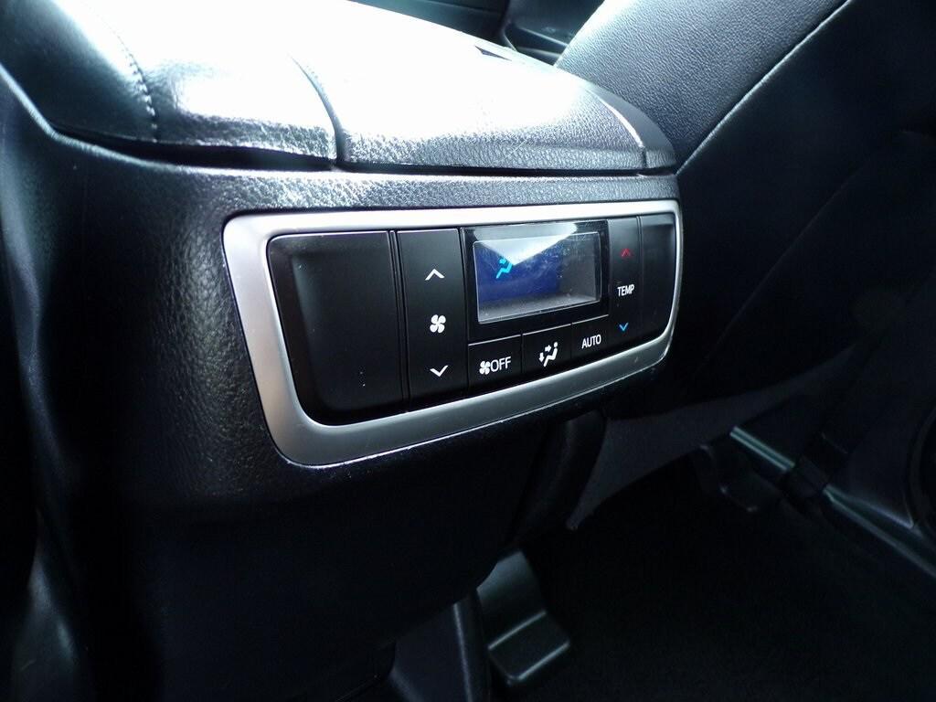 used 2018 Toyota Highlander Hybrid car, priced at $26,999