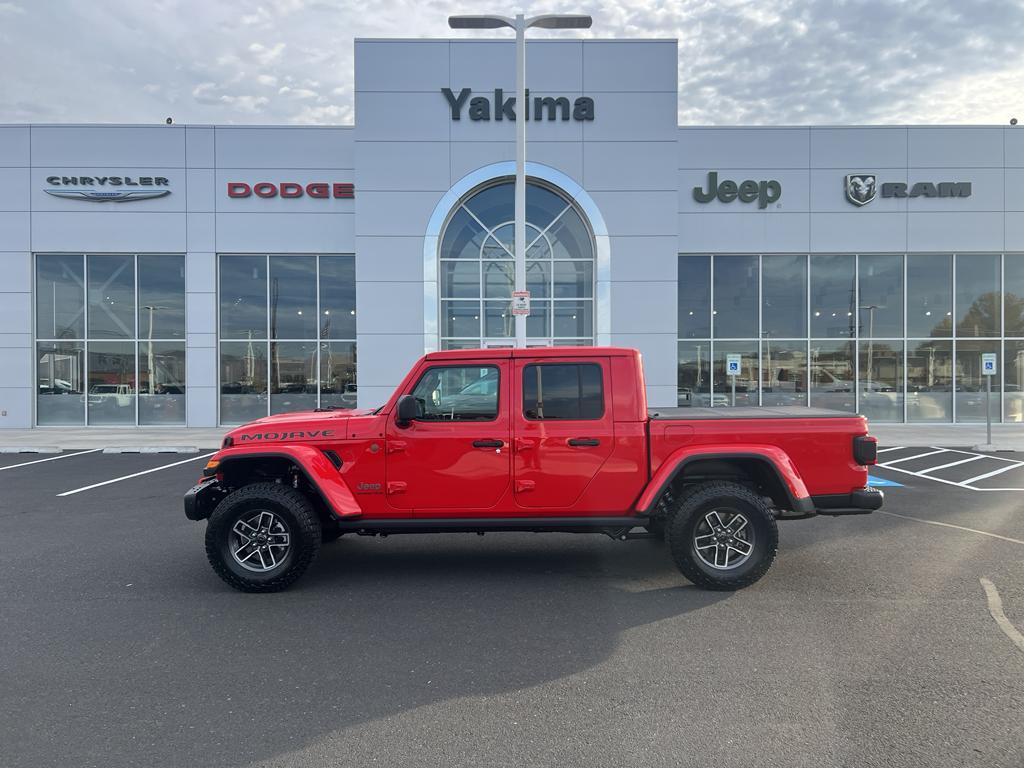 new 2025 Jeep Gladiator car, priced at $57,634